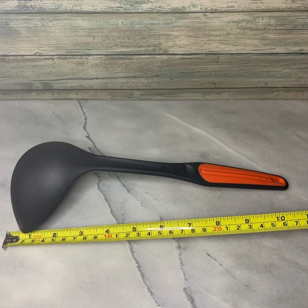 Tupperware Ladle New - Picture 4 of 5